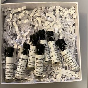 Assorted Niche Fragrance Sample Vials